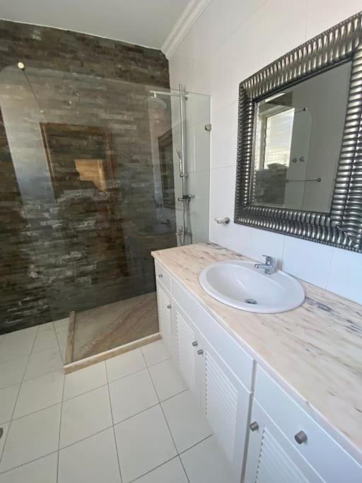 Vivenda Com Patio, No Coracao Do Mindelo Villa Dış mekan fotoğraf