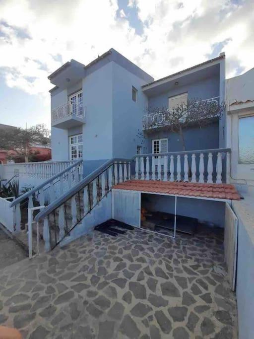 Vivenda Com Patio, No Coracao Do Mindelo Villa Dış mekan fotoğraf